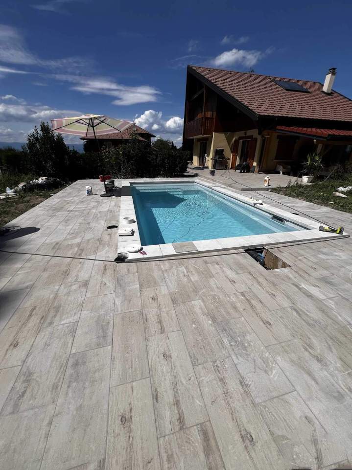Carrelage terrasse de piscine, Thonon-les-Bains